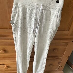 Lululemon joggers